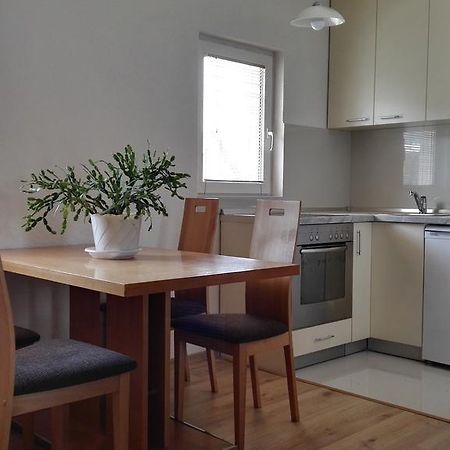 Apartments Foco ซาราเยโว ภายนอก รูปภาพ
